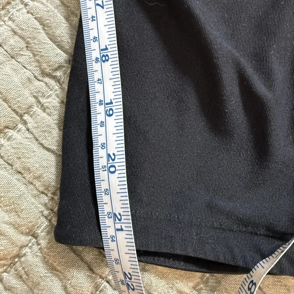 NIKE Dry Fit Capris Black Leggings Womens SZ M. Running, workout, Athleisure‎